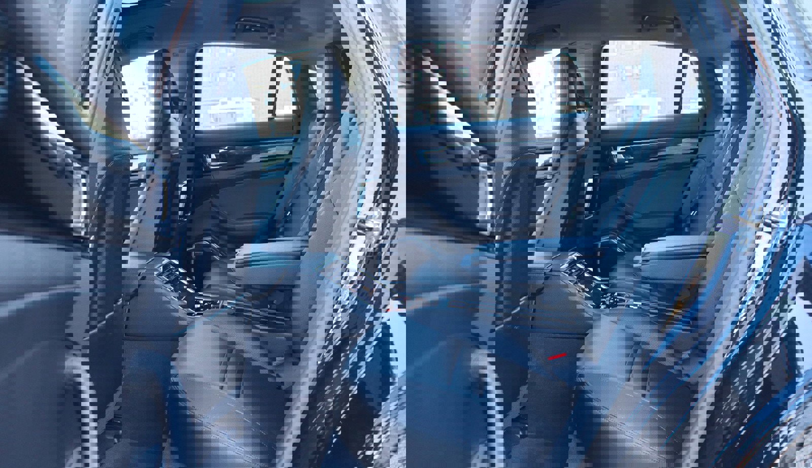 Used 2018 Porsche Panamera 4 w/ Premium Package Plus image 14