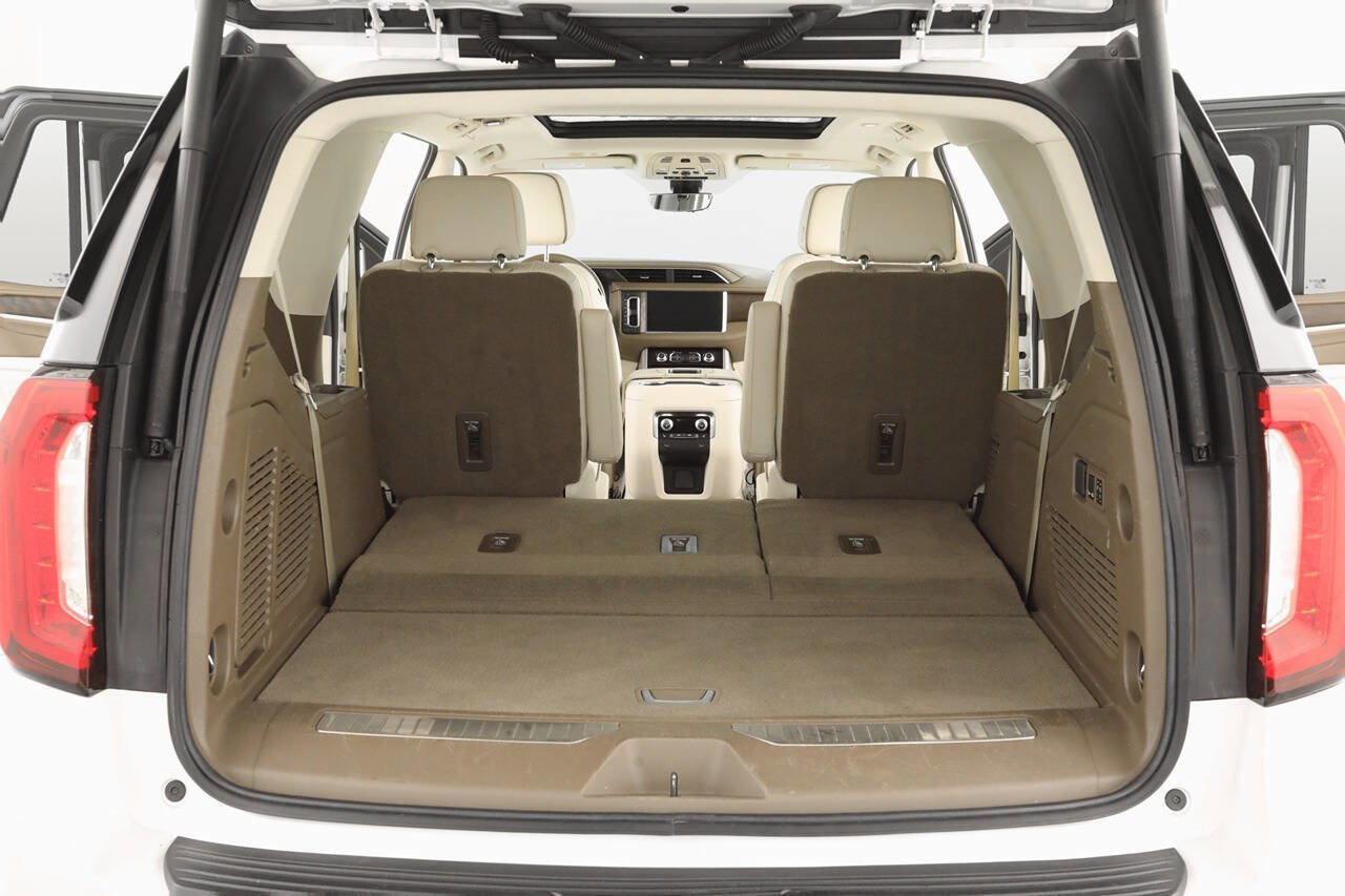 Used 2021 GMC Yukon Denali w/ Denali Premium Package image 34