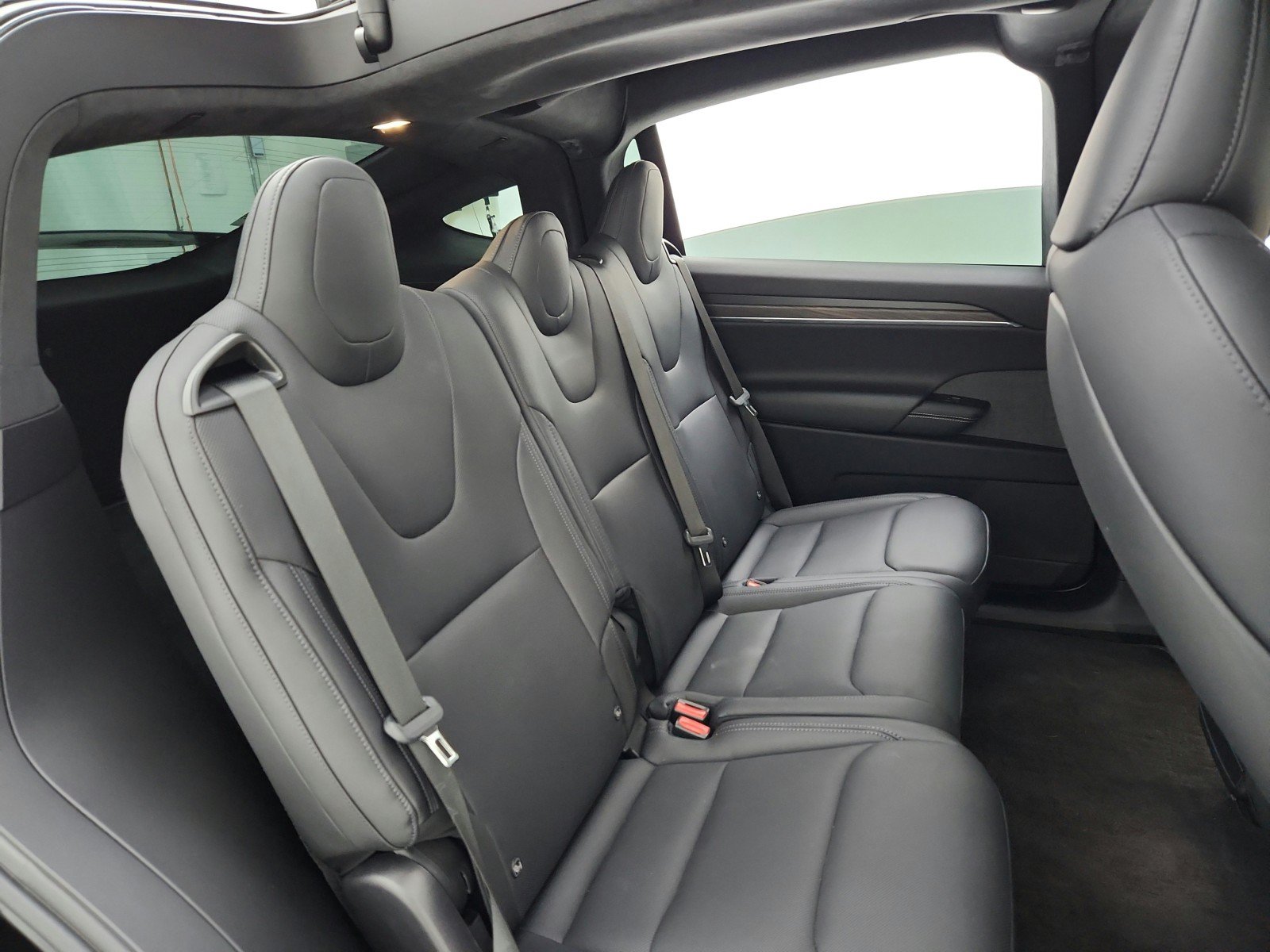 Used 2022 Tesla Model X AWD/4WD image 25