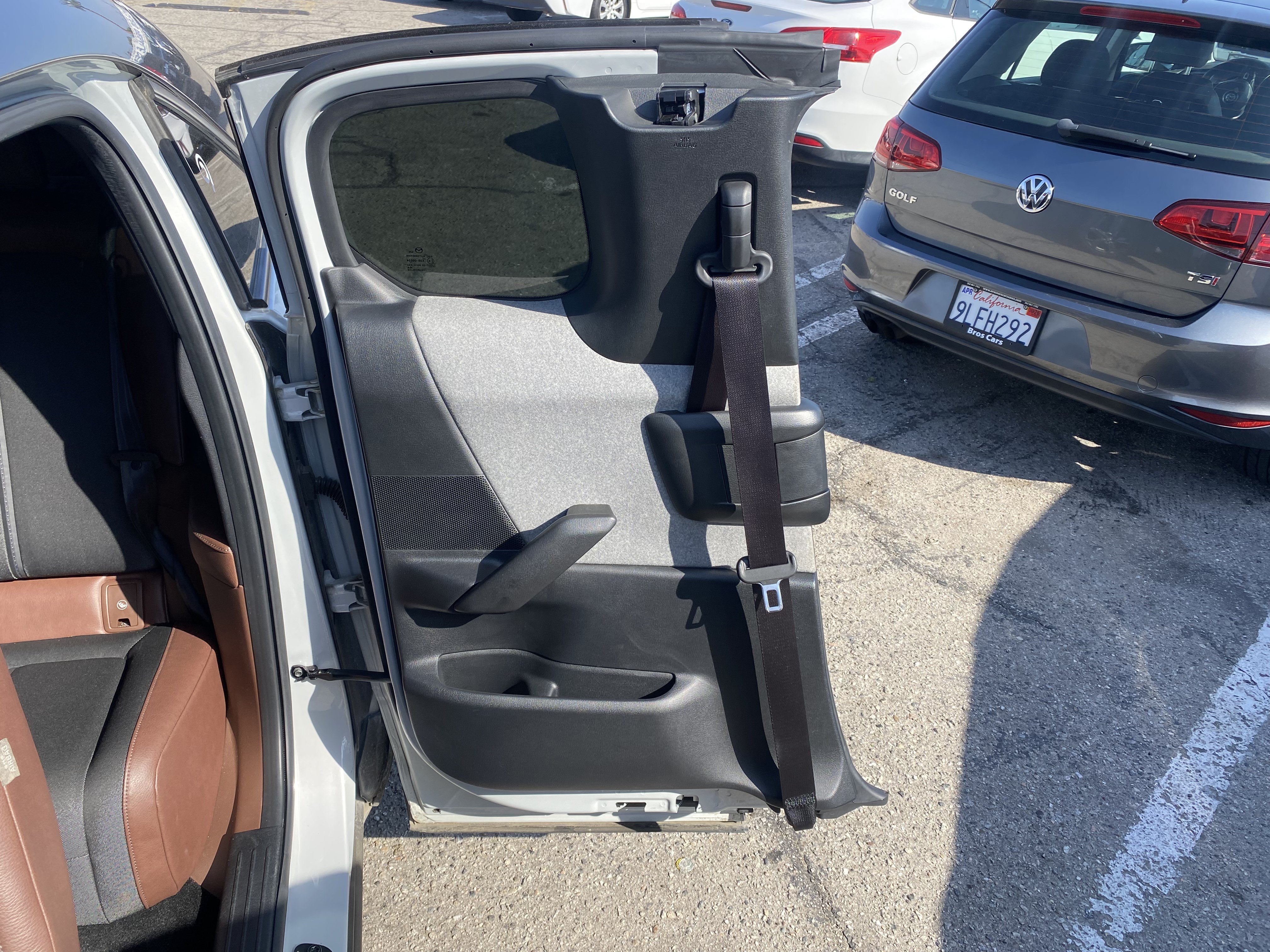 Used 2022 MAZDA MX-30 Electric w/ Premium Plus Pkg FWD image 16