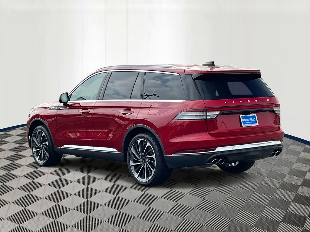 Used 2025 Lincoln Aviator Reserve w/ Equipment Group 201A image 4