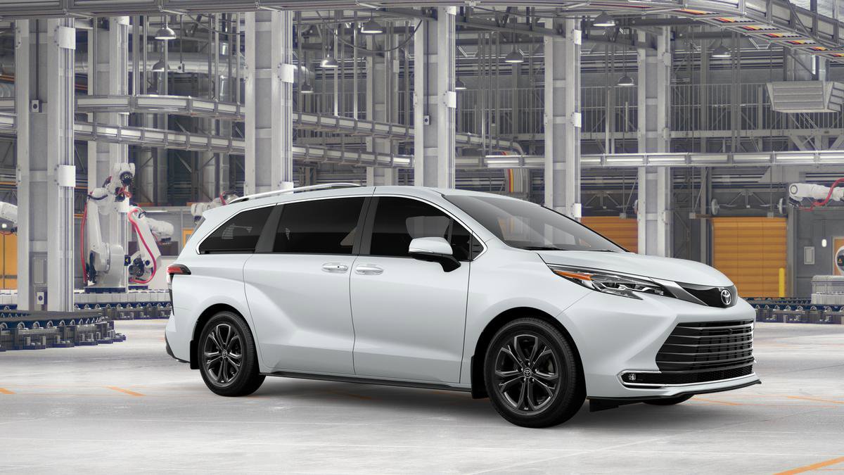 New 2026 Toyota Sienna Platinum image 14