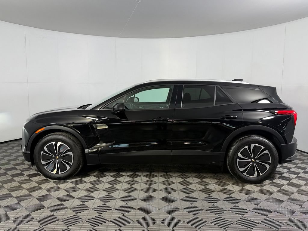 Used 2024 Chevrolet Blazer EV LT AWD/4WD image 10
