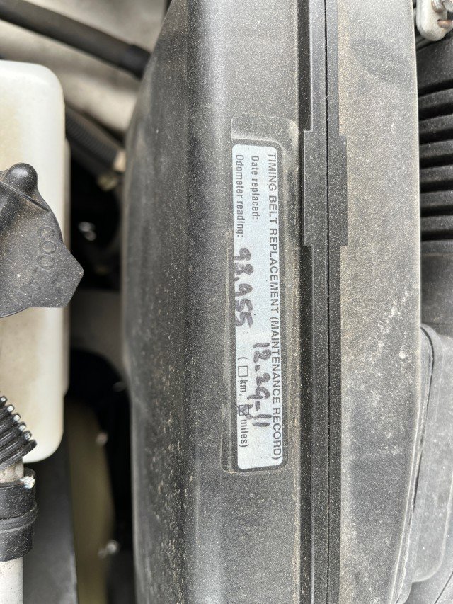 Used 2005 Toyota Land Cruiser AWD/4WD image 30