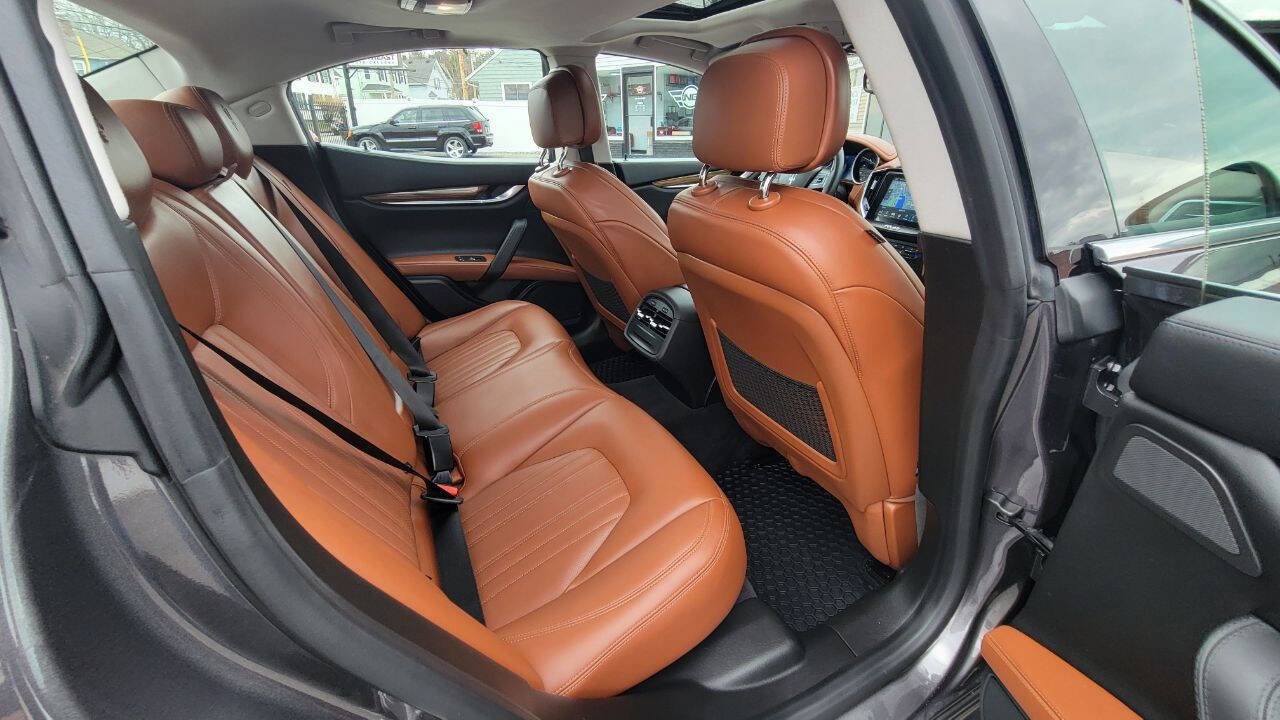 Used 2018 Maserati Ghibli S GranLusso image 21