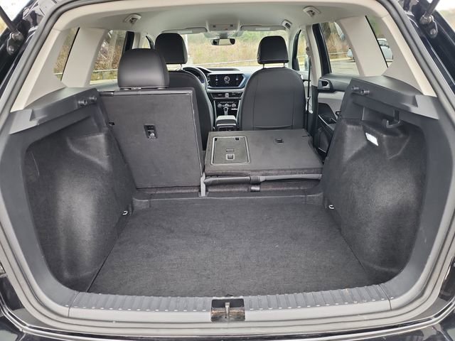 Used 2024 Volkswagen Taos SE image 27