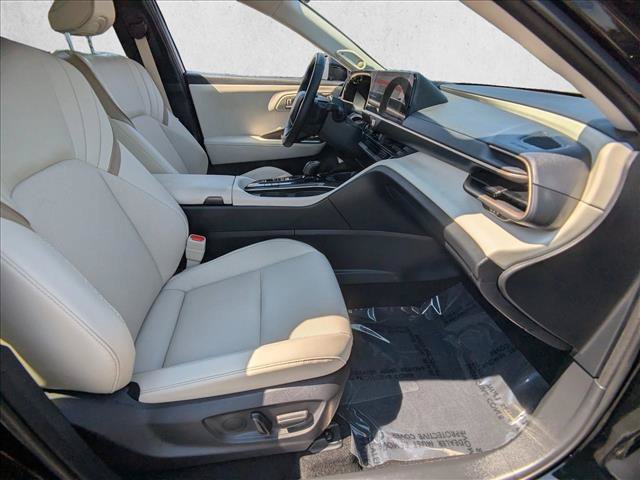 Used 2026 Toyota Crown w/ Advanced Technology Package AWD/4WD image 21