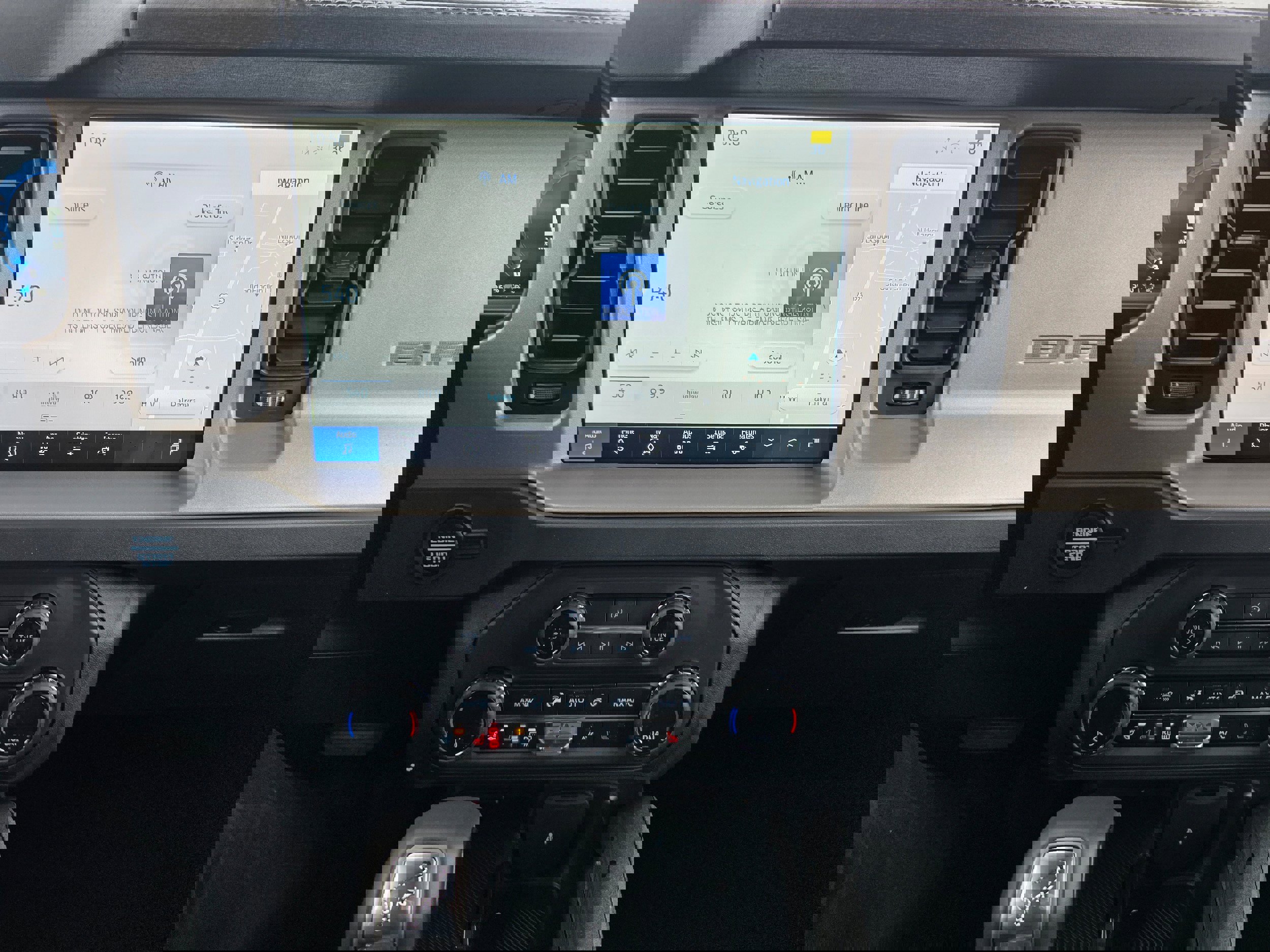 New 2025 Ford Bronco Outer Banks w/ Sasquatch Package image 20