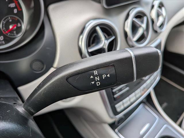 Used 2018 Mercedes-Benz GLA 250 4MATIC image 13