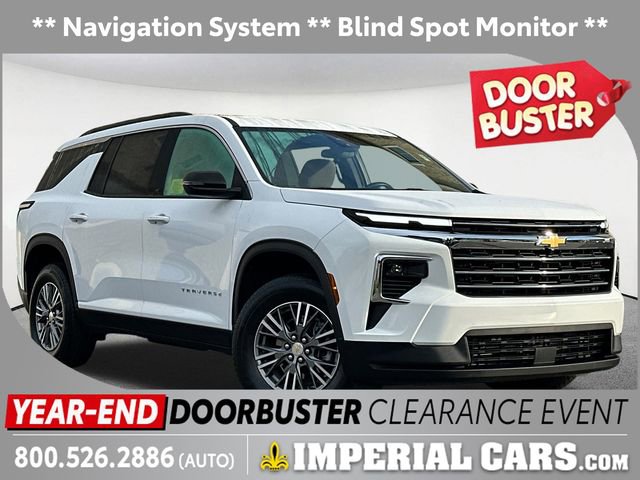 Used 2025 Chevrolet Traverse LT image 1