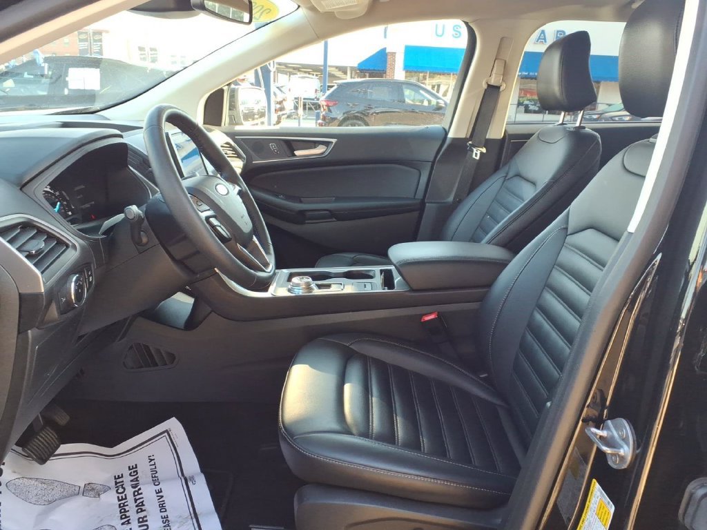Certified 2024 Ford Edge SEL w/ Convenience Package AWD/4WD image 13