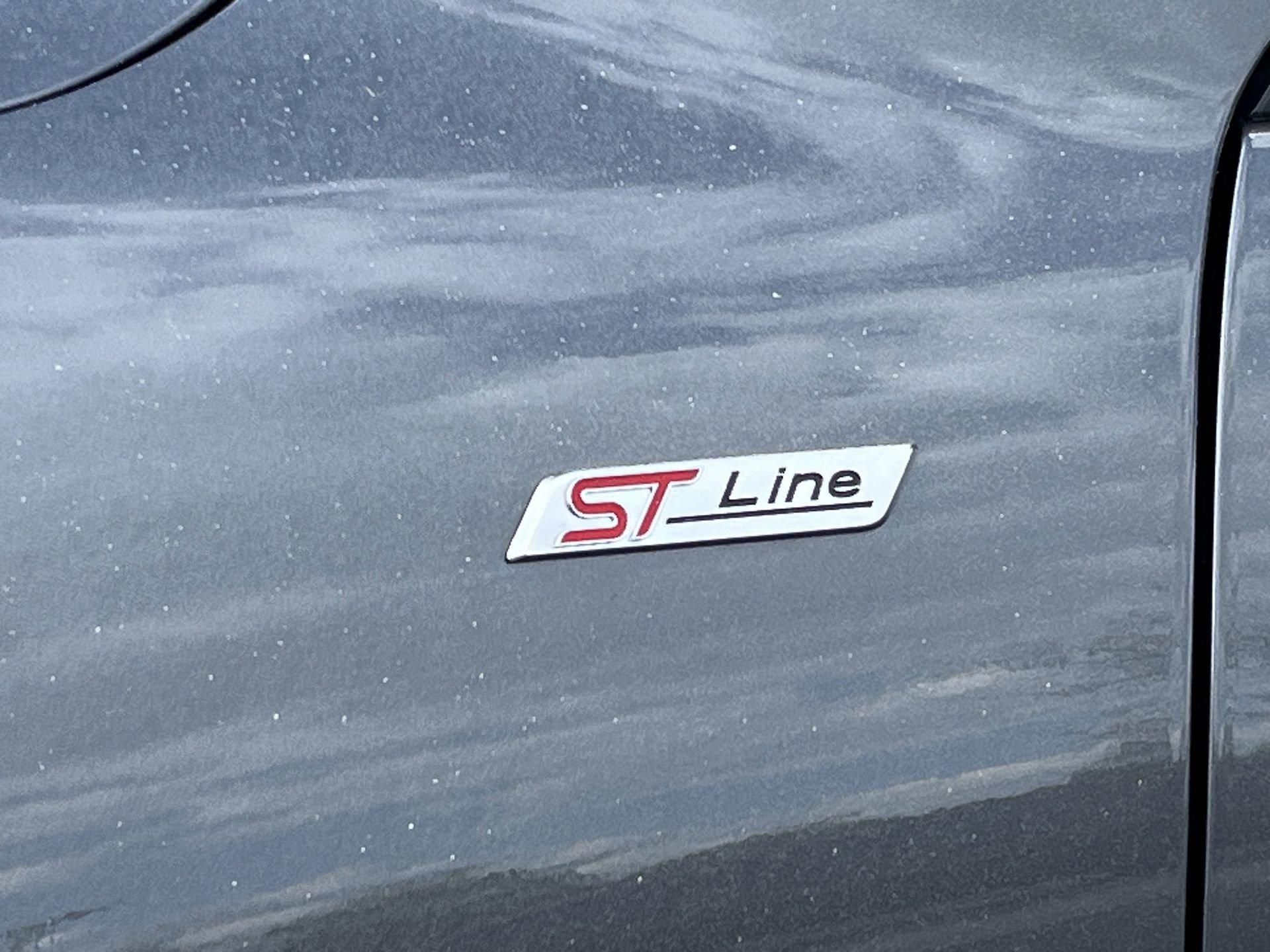 Certified 2025 Ford Escape ST-Line Elite w/ Premium Technology Package AWD/4WD image 30