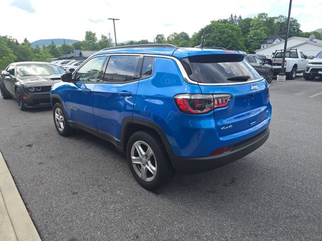 Certified 2023 Jeep Compass Latitude w/ Convenience Group AWD/4WD image 4
