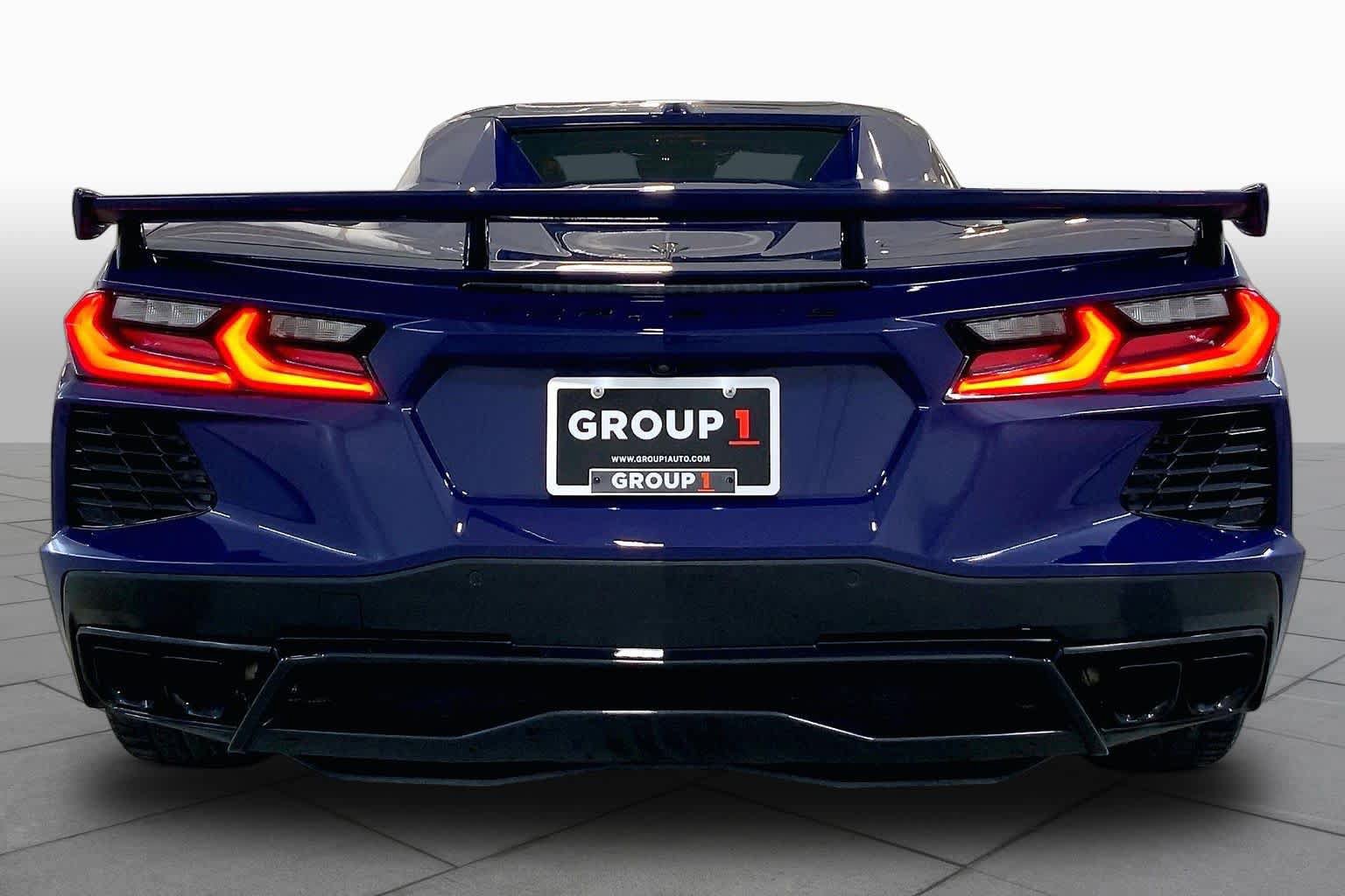 Used 2025 Chevrolet Corvette Stingray Premium Conv w/ Z51 Performance Package RWD image 4