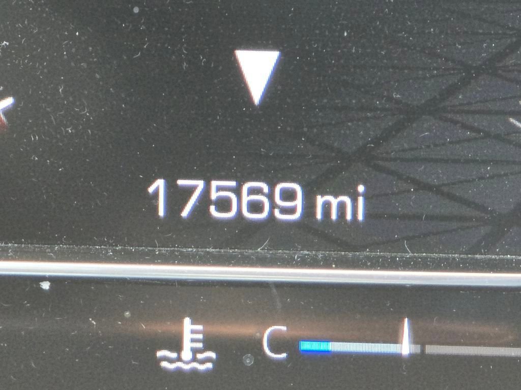 Used 2025 GMC Sierra 1500 SLT image 18