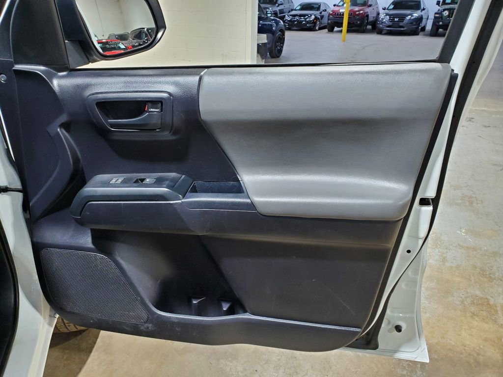 Used 2020 Toyota Tacoma SR RWD image 16