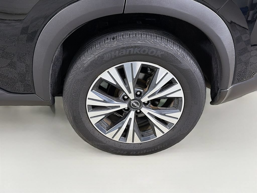 Used 2023 Nissan Rogue SV AWD/4WD image 32