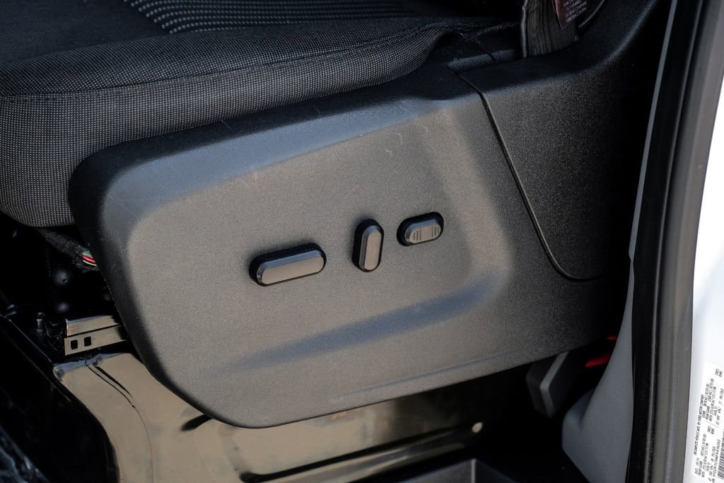 Used 2015 Ford Transit 150 XLT image 32