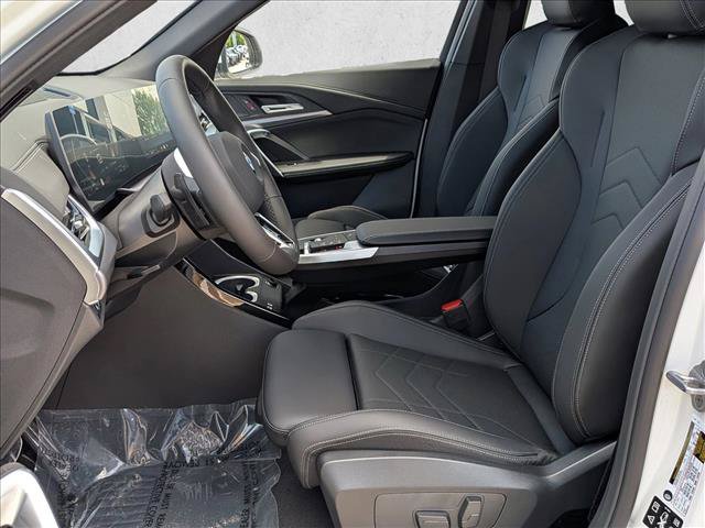 New 2026 BMW X2 xDrive28i w/ Technology Package AWD/4WD image 4