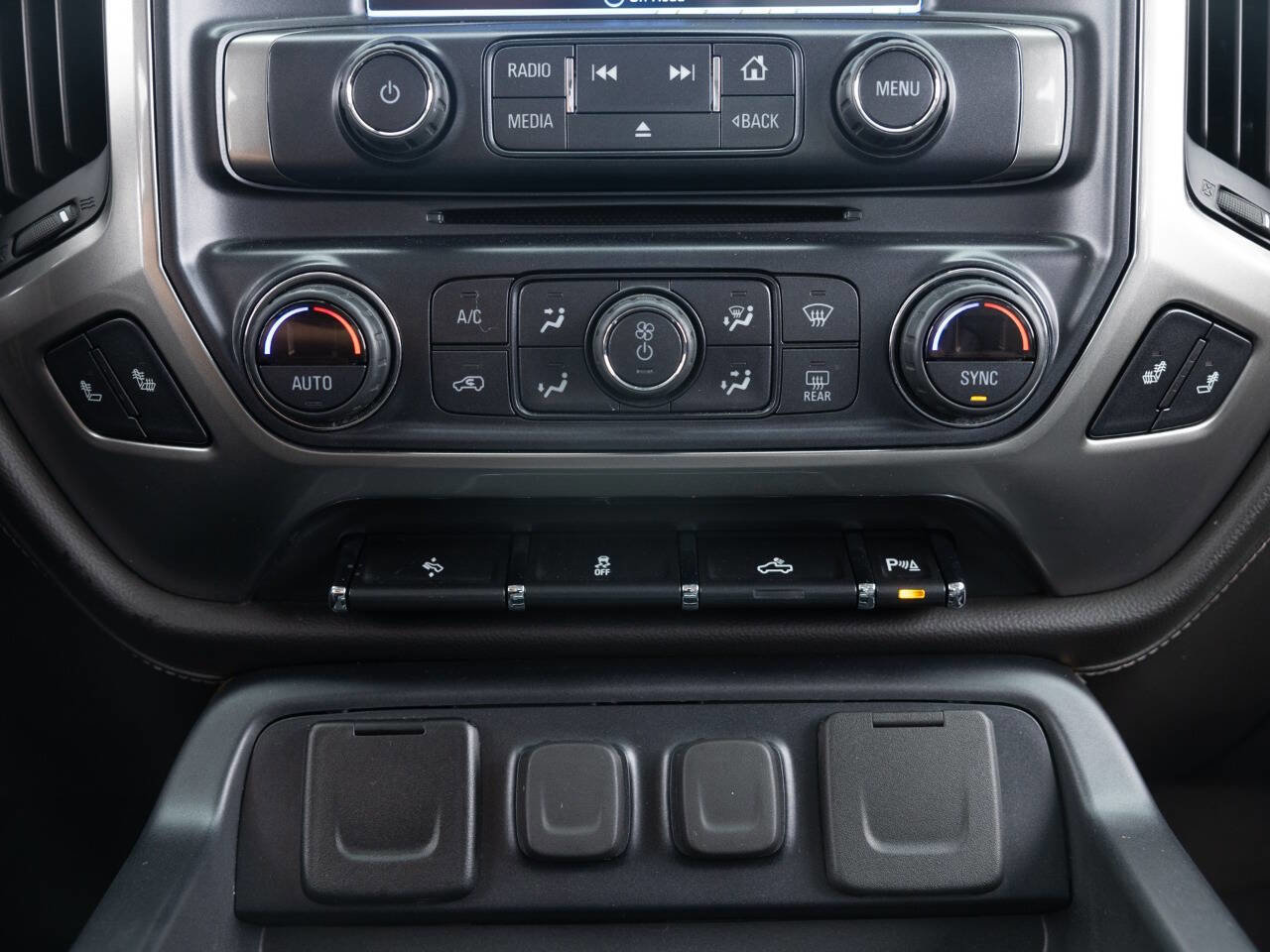 Used 2018 Chevrolet Silverado 1500 LTZ w/ Sport Package image 34