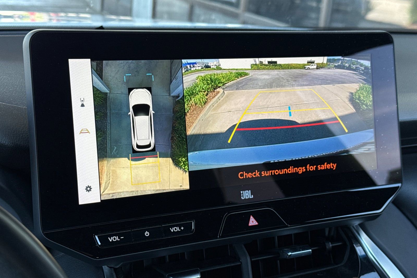 Used 2024 Toyota Venza Limited AWD/4WD image 20