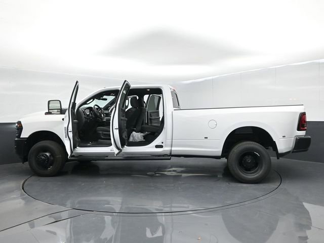 New 2026 RAM 3500 Tradesman AWD/4WD image 61