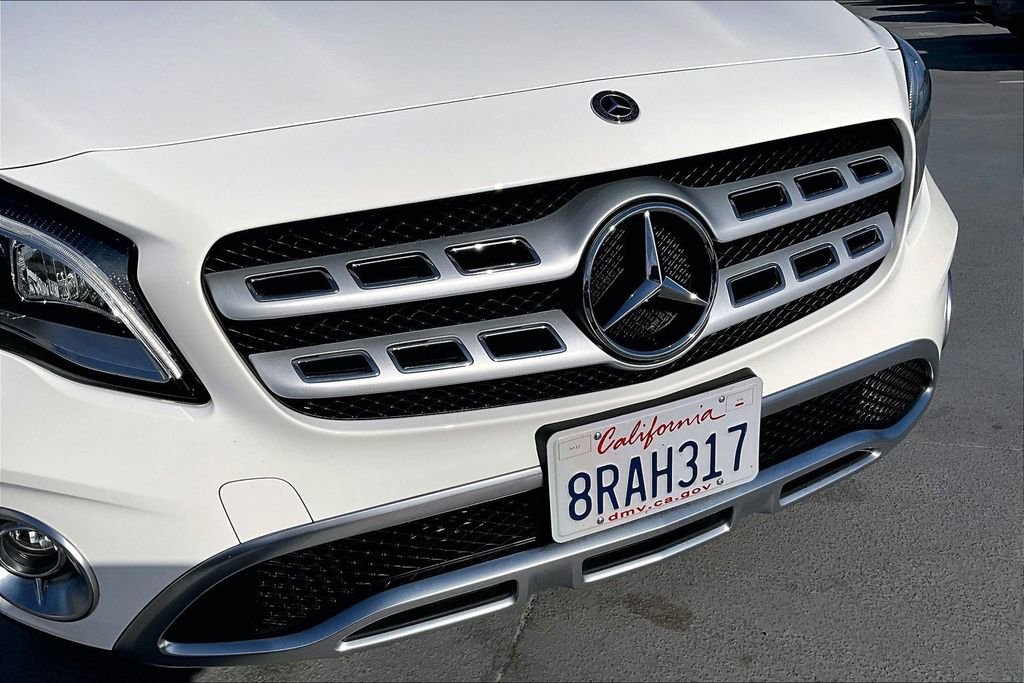 Used 2019 Mercedes-Benz GLA 250 w/ Premium Package image 31
