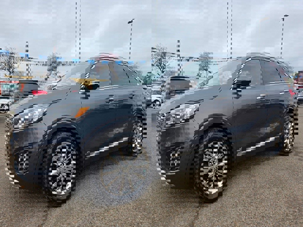 Used 2017 Kia Sorento SX