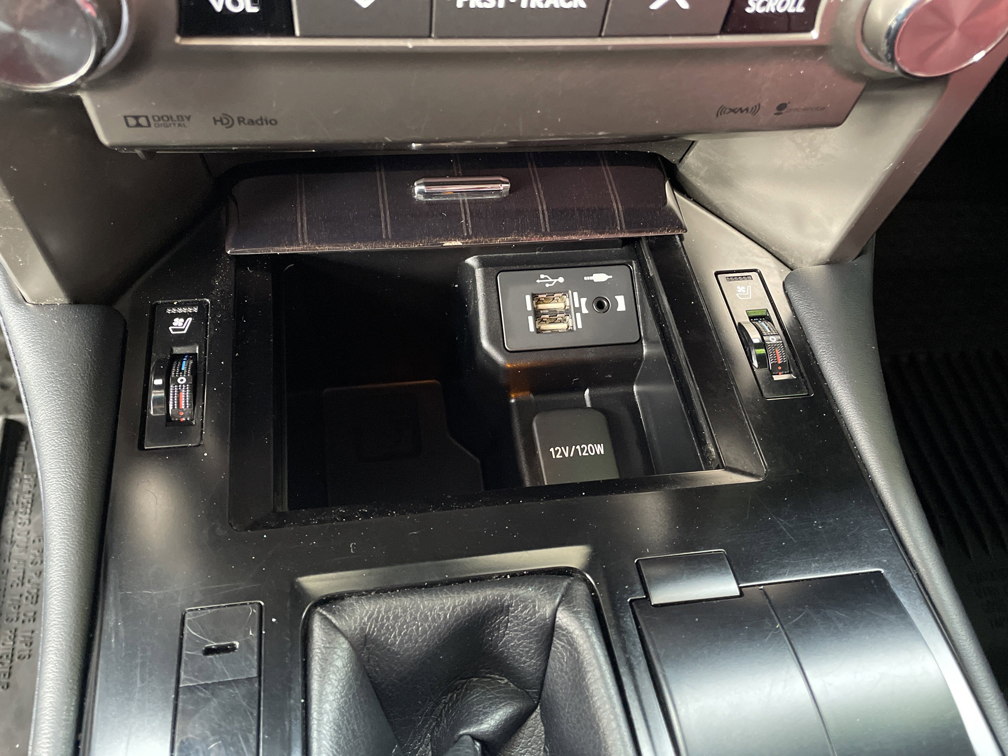 Used 2020 Lexus GX 460 Premium image 32