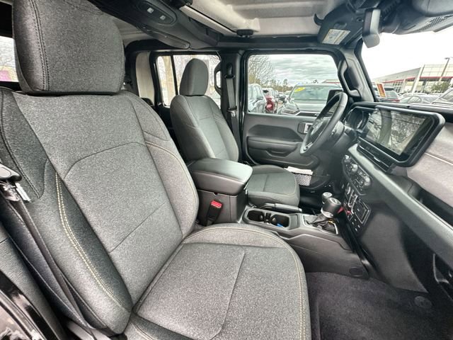Used 2025 Jeep Gladiator Willys image 32