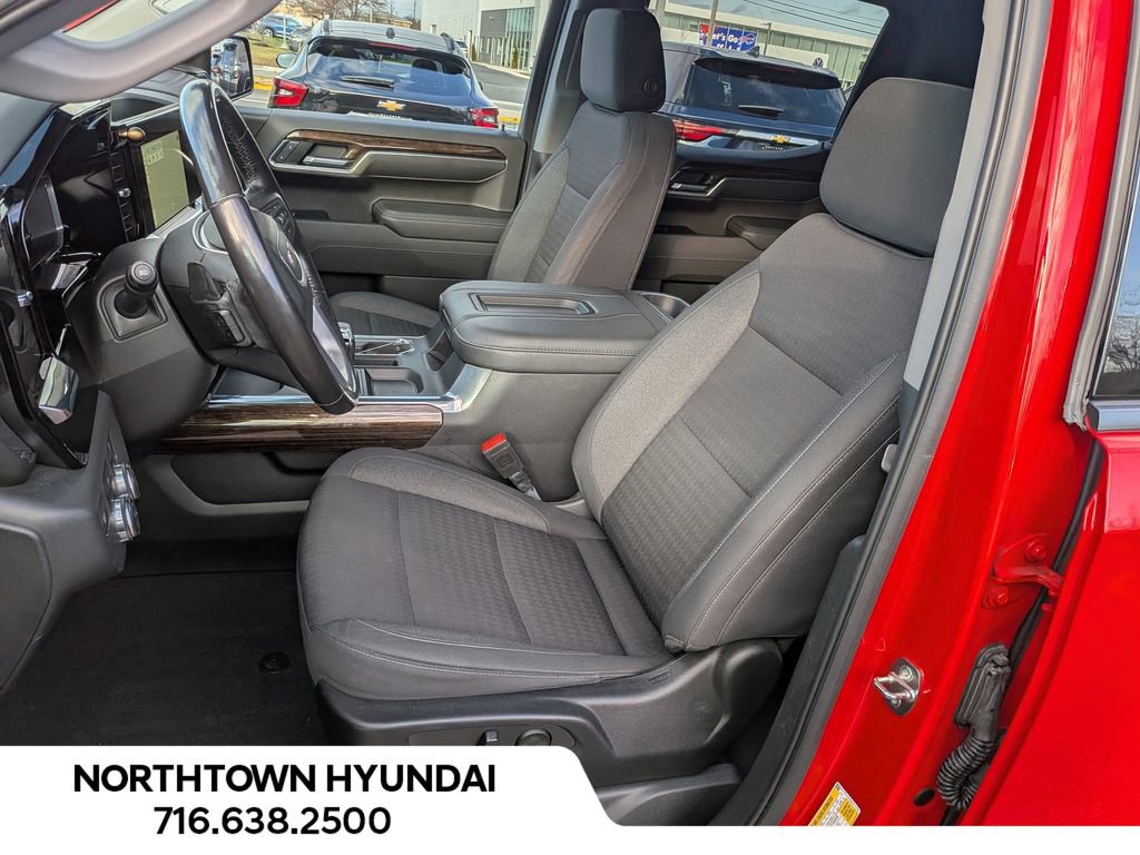 Used 2022 GMC Sierra 1500 Elevation w/ Preferred Package image 6