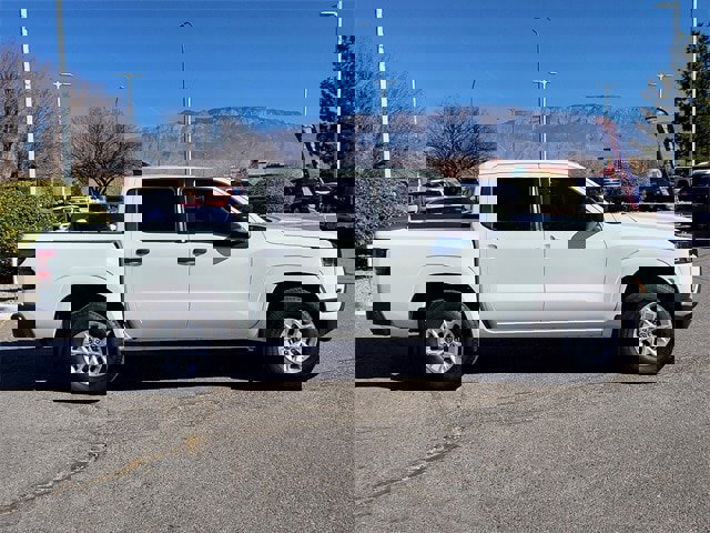 Certified 2025 Nissan Frontier S image 2