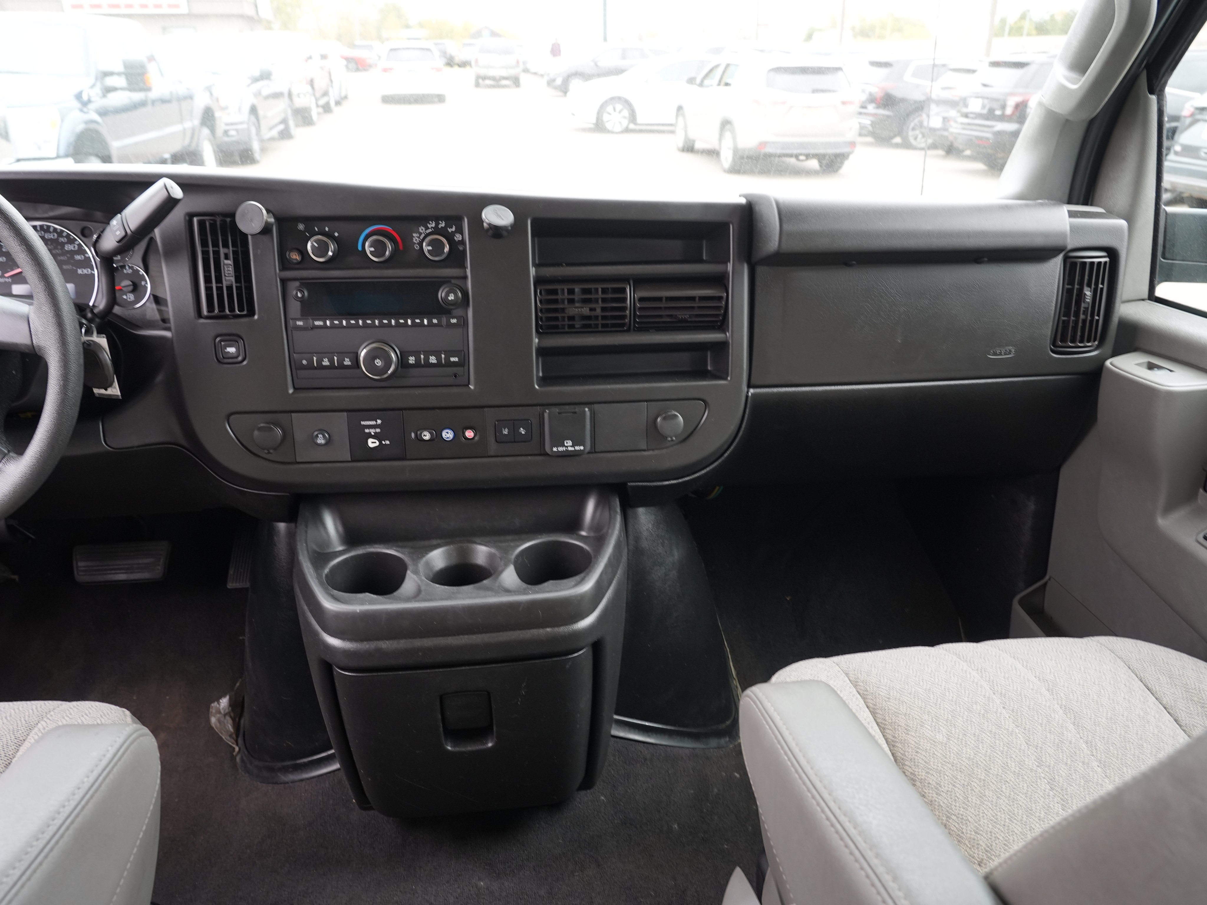Used 2019 Chevrolet Express 3500 LT w/ LT Preferred Equipment Group RWD image 24