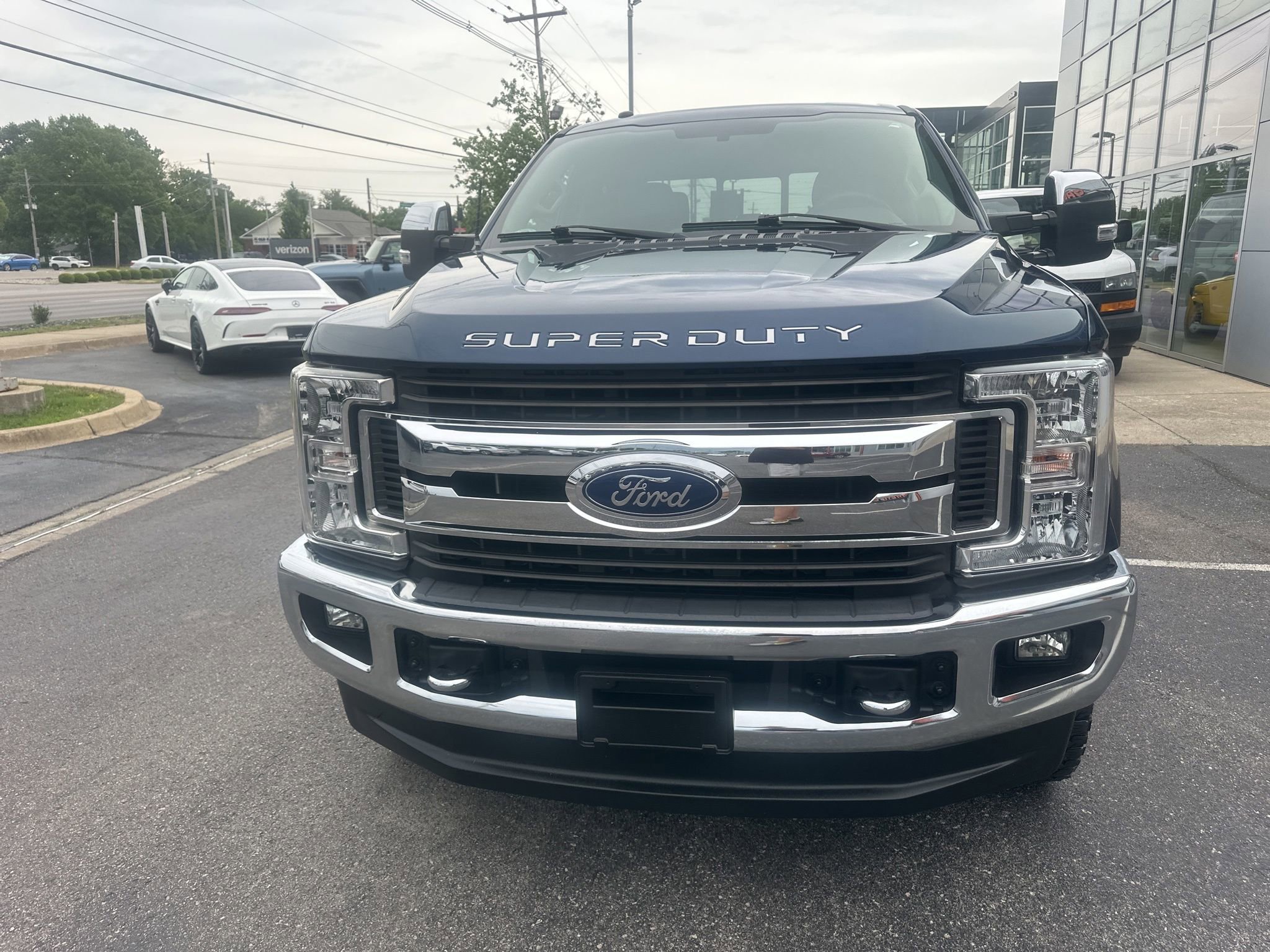 Used 2019 Ford F250 XLT w/ XLT Premium Package AWD/4WD image 10