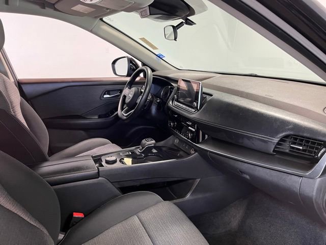 Used 2022 Nissan Rogue SV AWD/4WD image 11