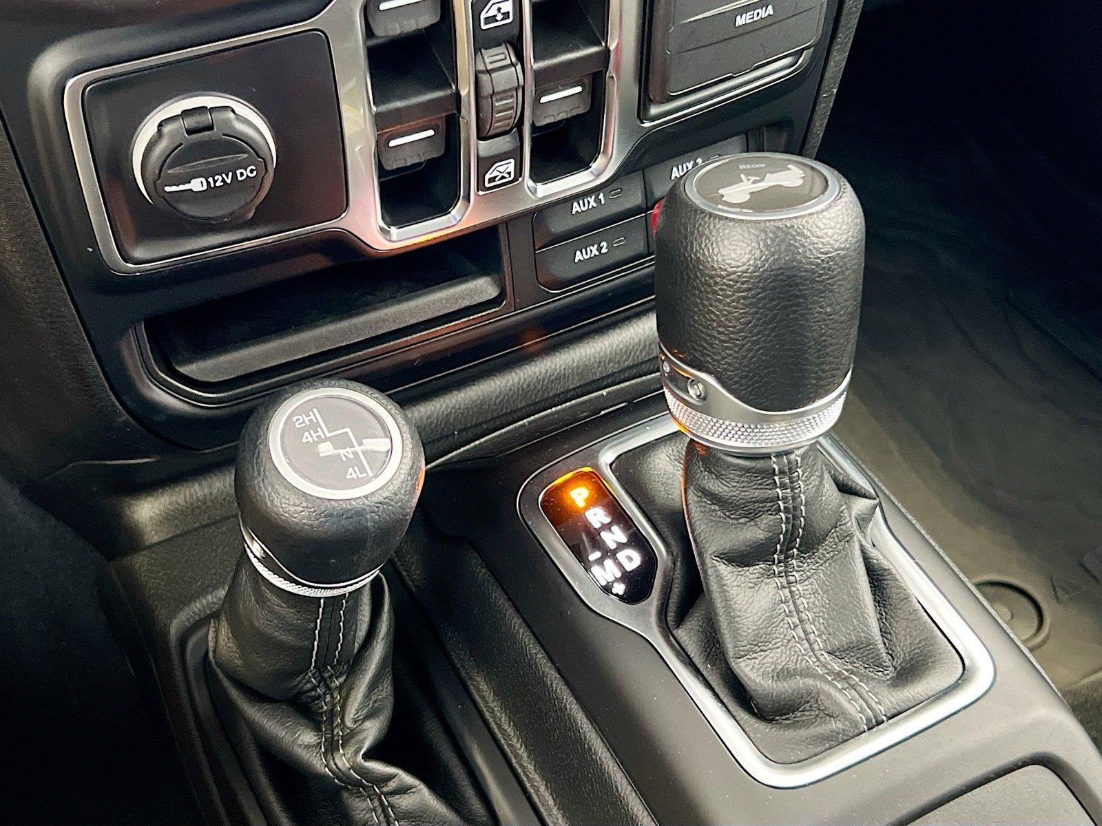 Used 2024 Jeep Wrangler Unlimited Sport AWD/4WD image 15