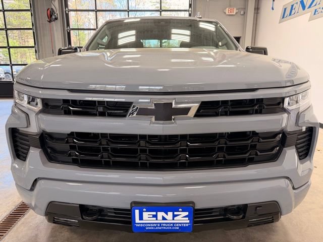 Used 2024 Chevrolet Silverado 1500 RST AWD/4WD image 3