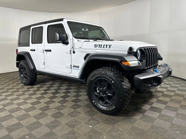 Used 2023 Jeep Wrangler Unlimited w/ 8.4" Radio Group image 2