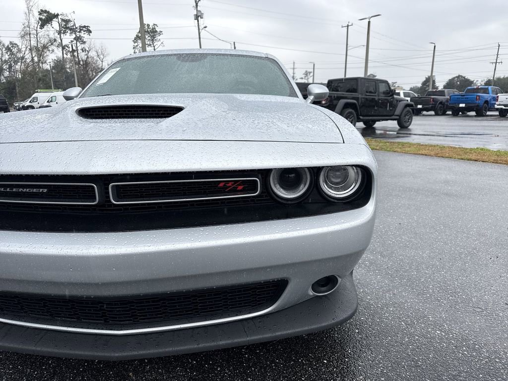 Used 2023 Dodge Challenger R/T image 9