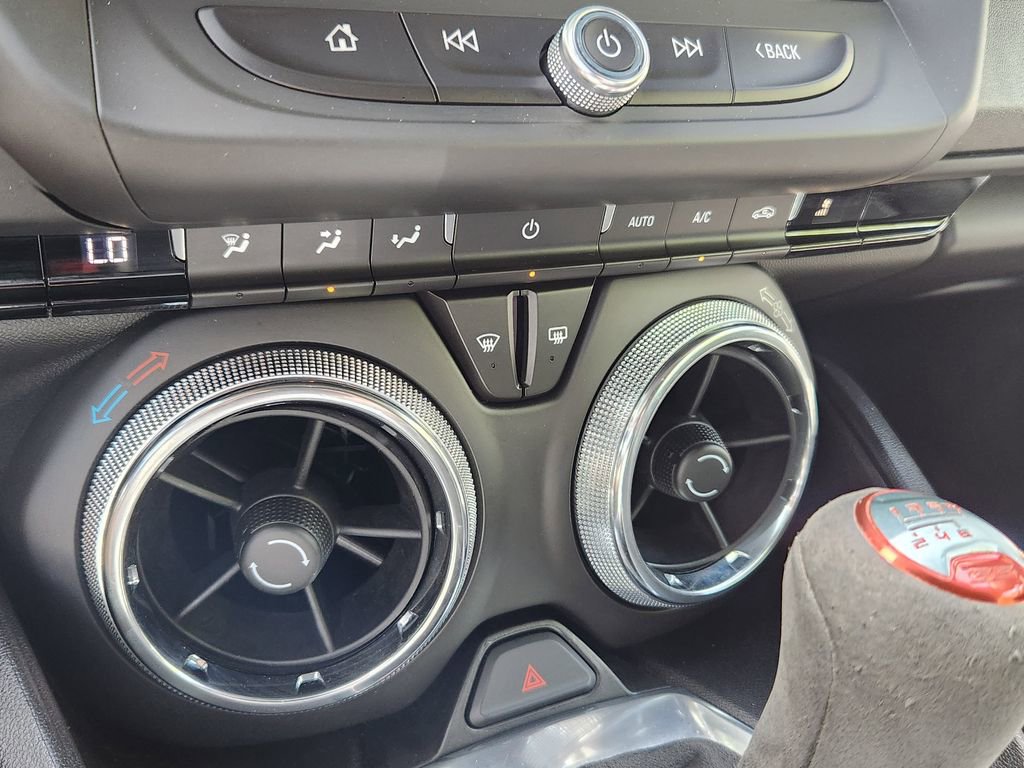 Used 2018 Chevrolet Camaro SS image 23