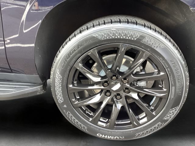 Used 2023 Cadillac Escalade ESV Sport Platinum w/ LPO, ONYX Package image 10