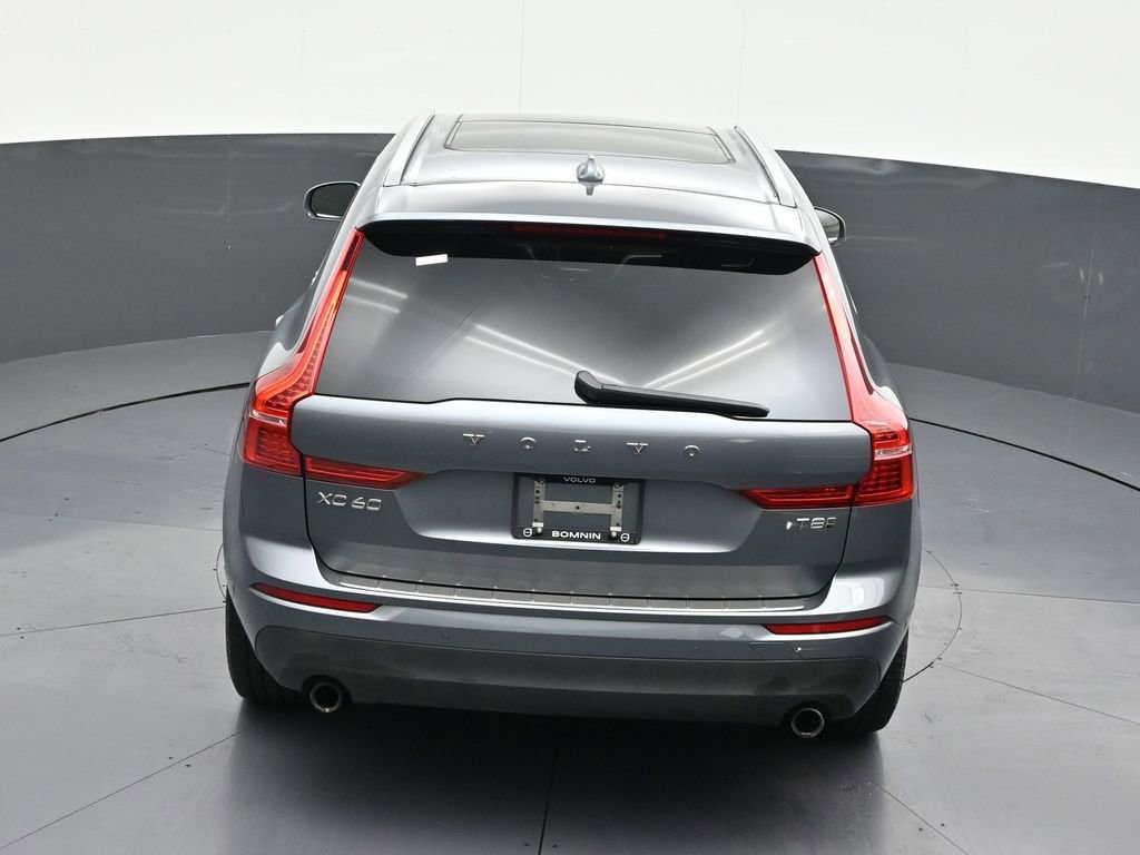 Used 2019 Volvo XC60 T8 Momentum w/ Premium Package image 17
