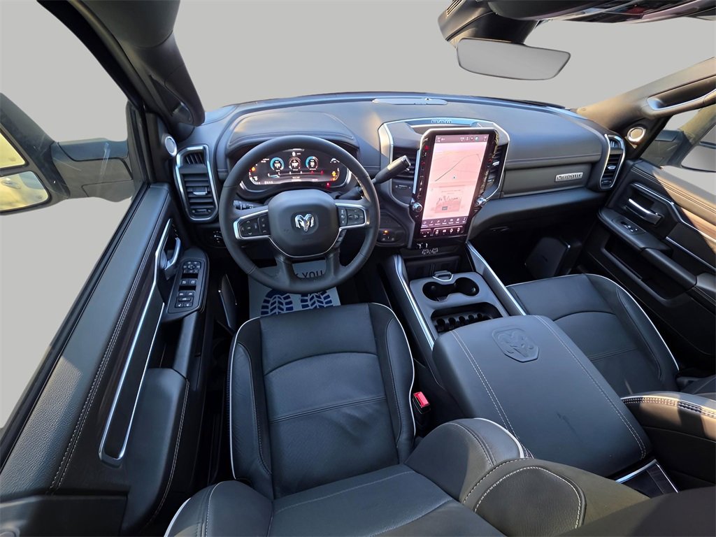 Used 2025 RAM 3500 Laramie image 17