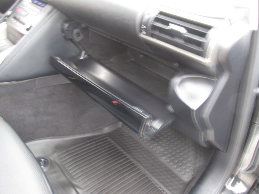 Used 2020 Lexus IS 300 AWD w/ Premium Package image 54