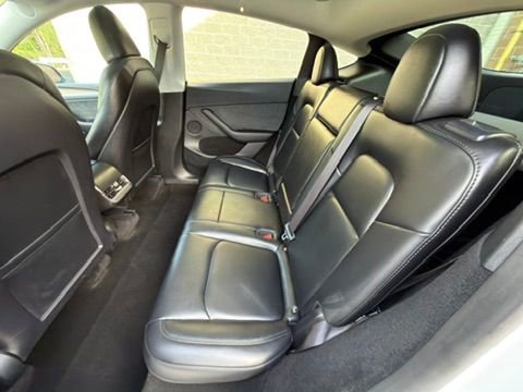 Used 2024 Tesla Model Y Long Range AWD/4WD image 25