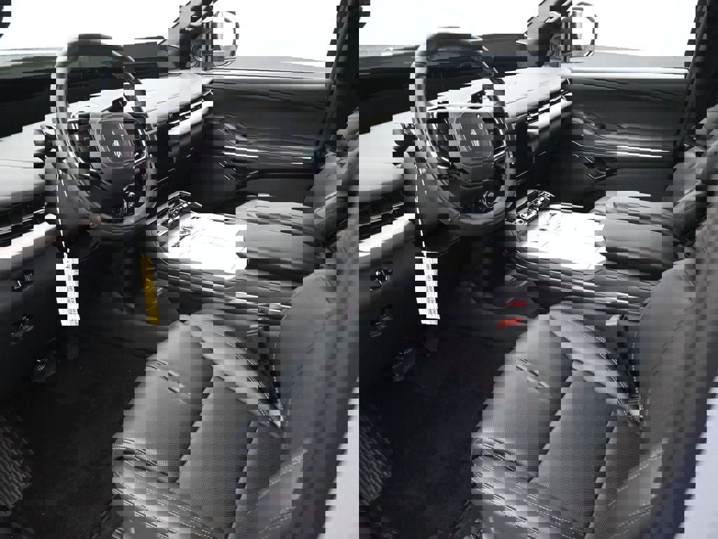 New 2025 Lincoln Navigator L Reserve w/ Jet Appearance Package image 9