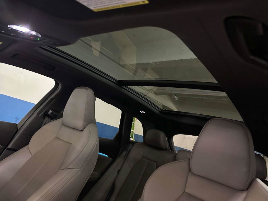 Used 2025 Audi Q5 Premium Plus w/ Premium Plus AWD/4WD image 18