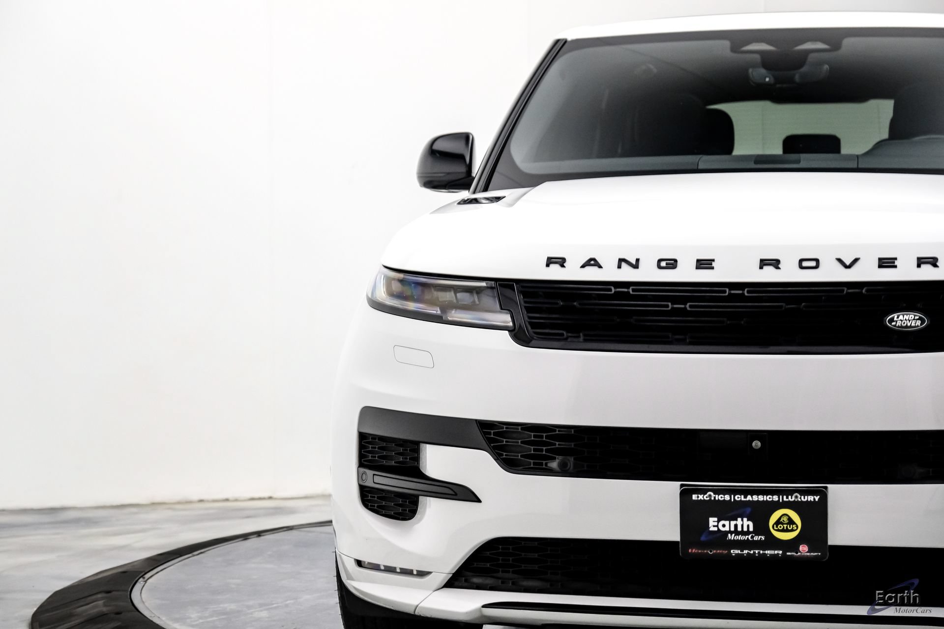 Used 2024 Land Rover Range Rover Sport Dynamic SE AWD/4WD image 29