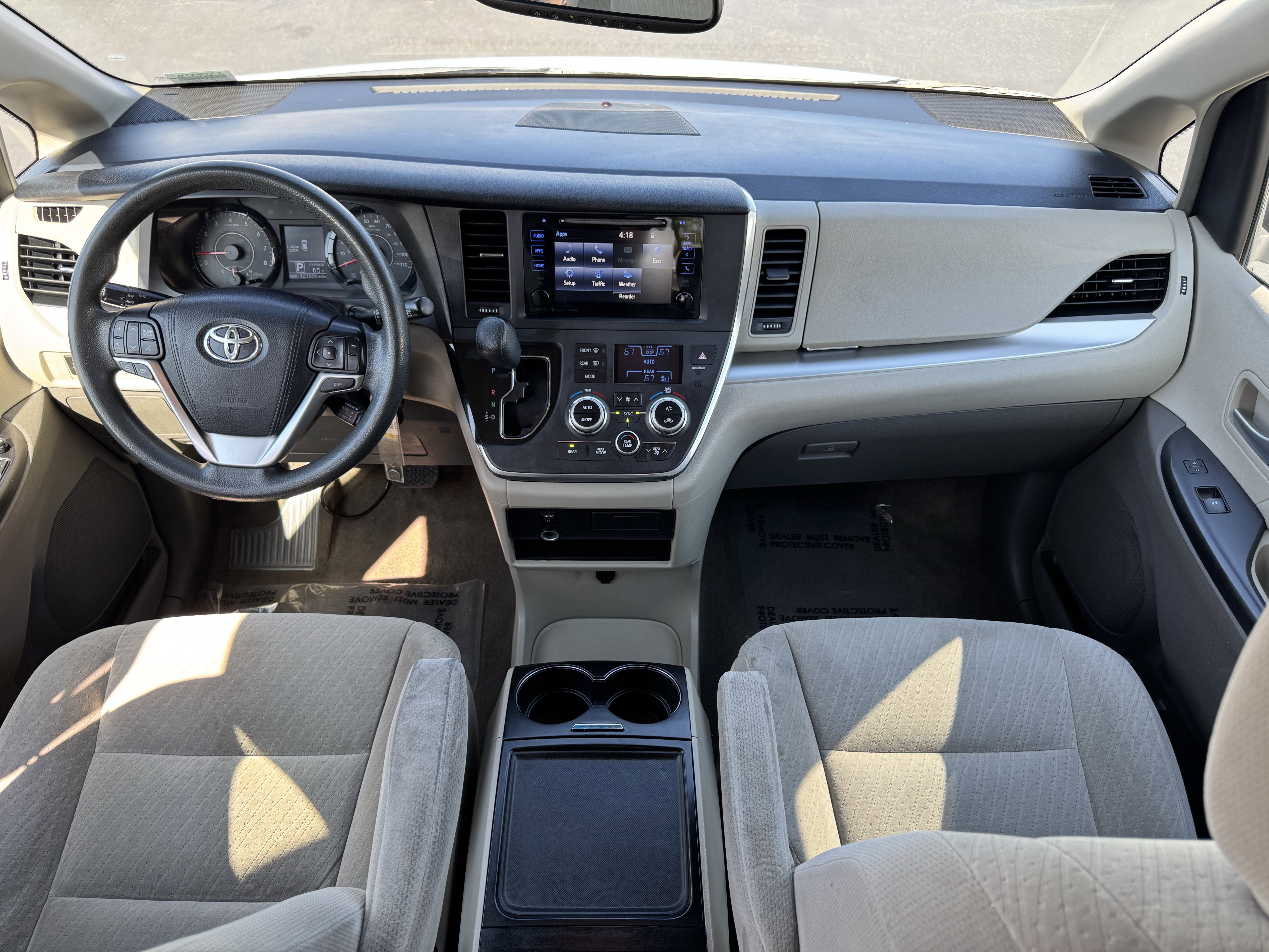 Used 2017 Toyota Sienna LE FWD image 30