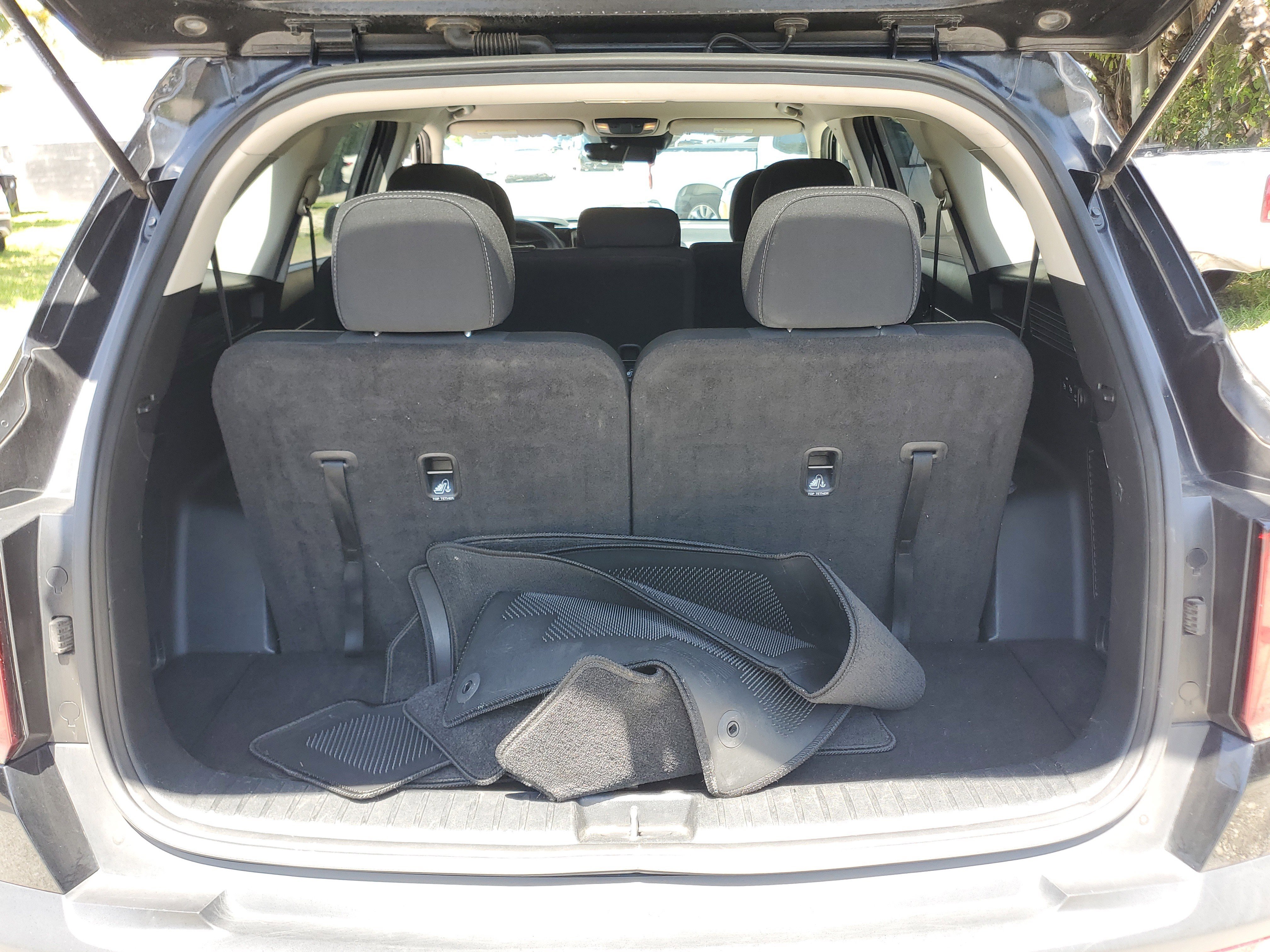 Used 2022 Kia Sorento LX image 8